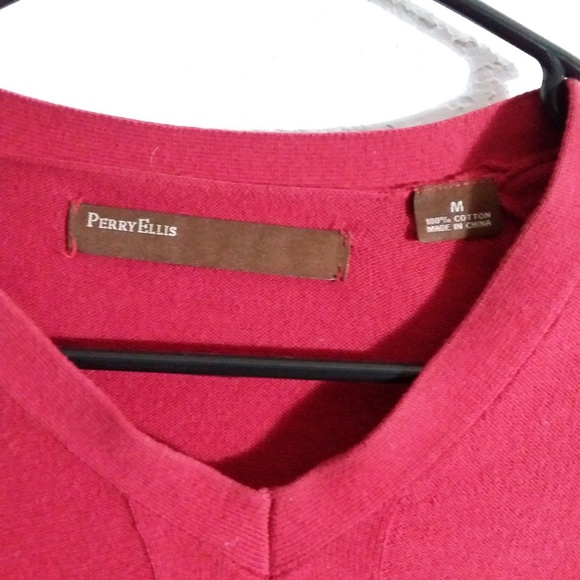 A. Perry ellis v neck Burnt Red Sweater Men's Medi - Picture 5 of 5
